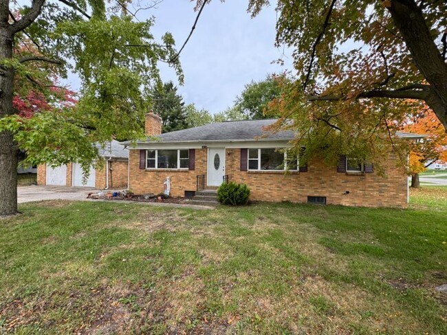 Foto del edificio - 2812 Fuller Ave NE