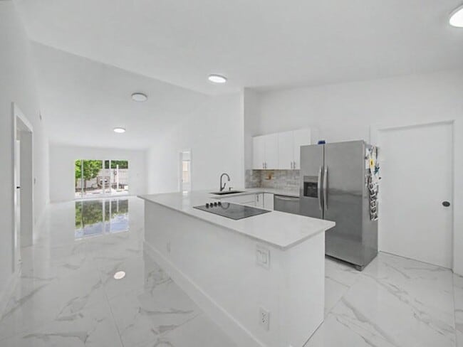 Photo - 8464 Lake Worth Court, Wellington, FL 33467 House