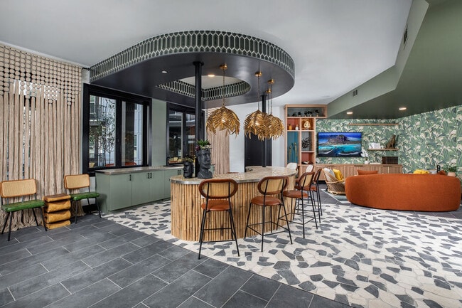 Building Photo - Broadstone Berry Hill