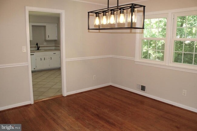 Building Photo - 3606 Barkley Dr