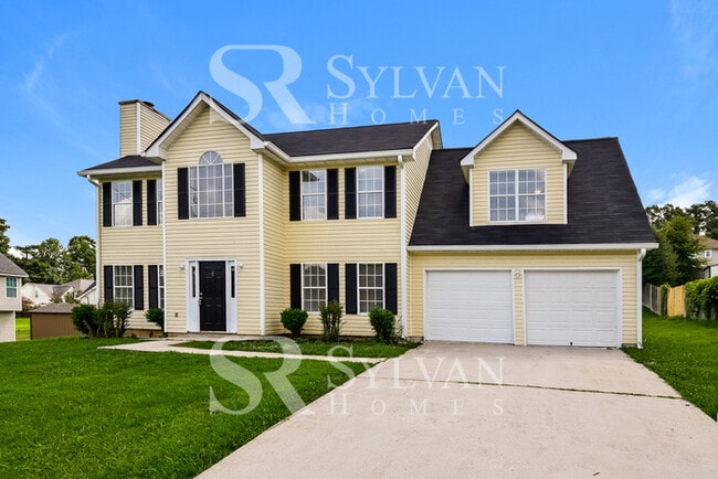 Building Photo - Prepare to fall in love with this 4 bedroo...