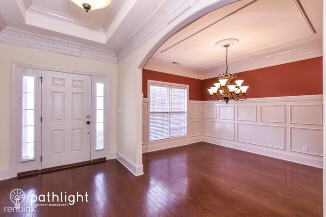 Building Photo - 4 br, 3 bath House - 114 Crystal Springs D...