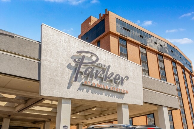 Foto del edificio - The Parker at 9 Mile Station