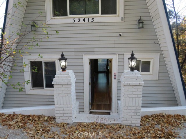 Building Photo - 32415 Scandia Dr