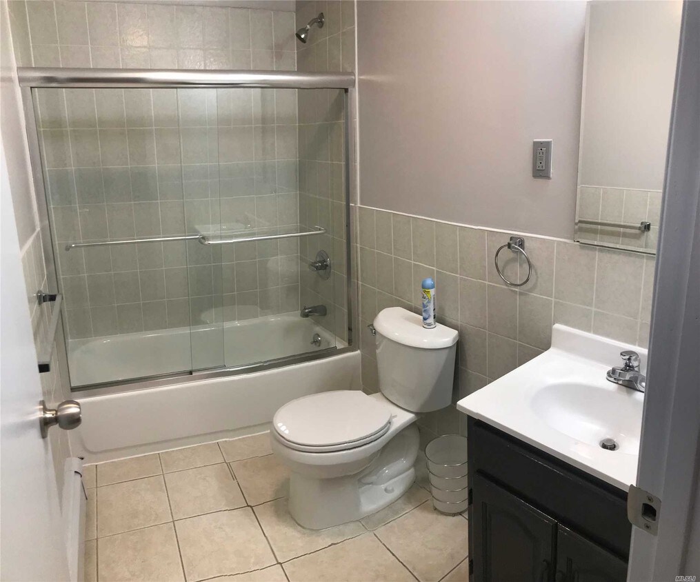 Building Photo - 30-23-27 Steinway St