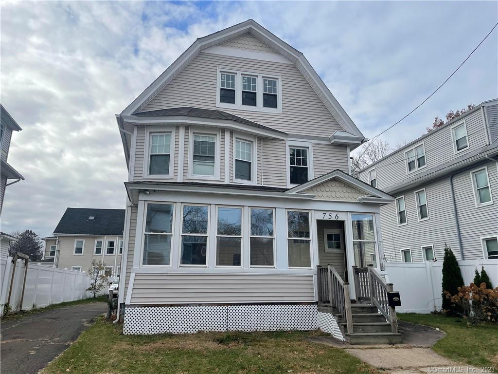 Foto principal - 756 Savin Ave