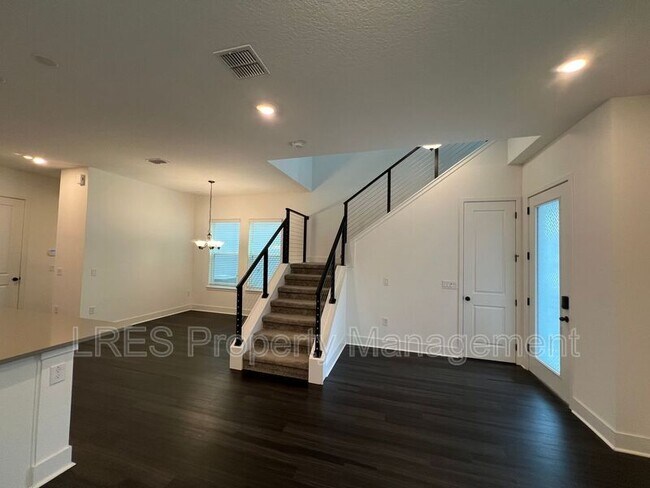 Building Photo - 10253 Austrina Oak Lp