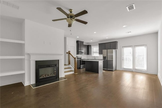 Building Photo - 6433 Scudders Dr