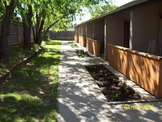 Foto del edificio - 406 N Oak St