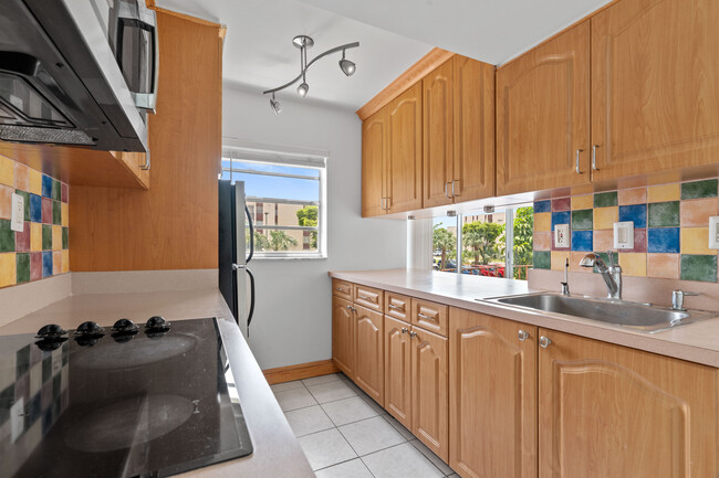 Foto del edificio - 9321 SW 4th St