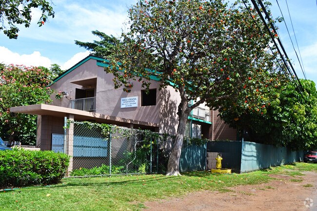 Foto del edificio - 100 Wainee St