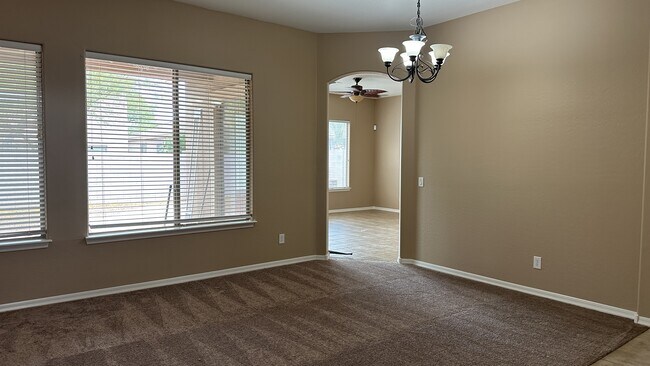 Foto del edificio - 35724 N 31st Dr