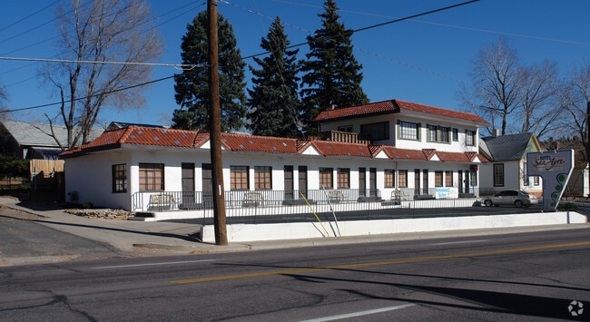 Building Photo - 3320 W Colorado Ave