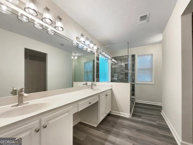 Foto del edificio - 6001 Deer Springs Ln NW
