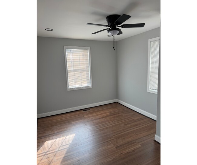 Foto del edificio - 101 Edgewood St