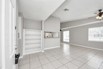 Building Photo - 5526 Farley Dr