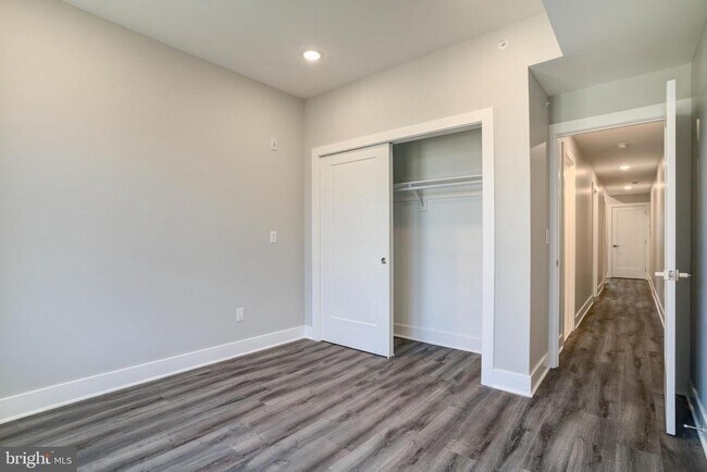 Foto del edificio - 5005 Walnut St