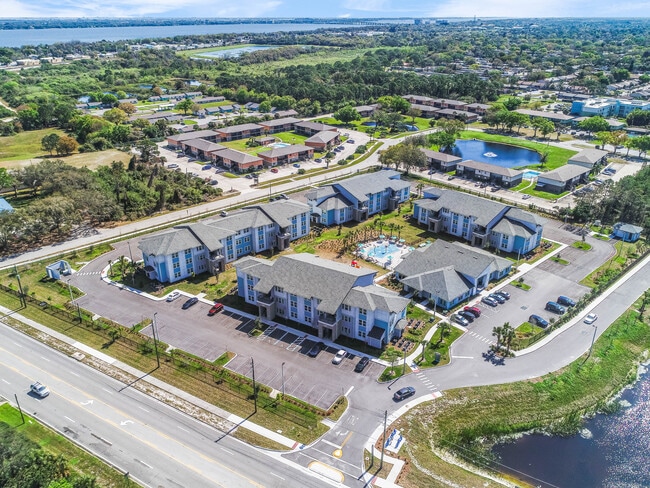 Foto del edificio - Orchid Lake Apartments