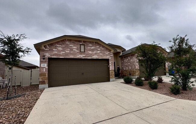 Foto del edificio - Luxury Duplexes in New Braunfels, TX!