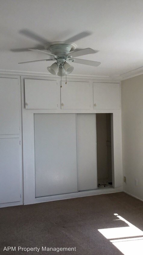 Foto principal - 23921 Arlington Ave