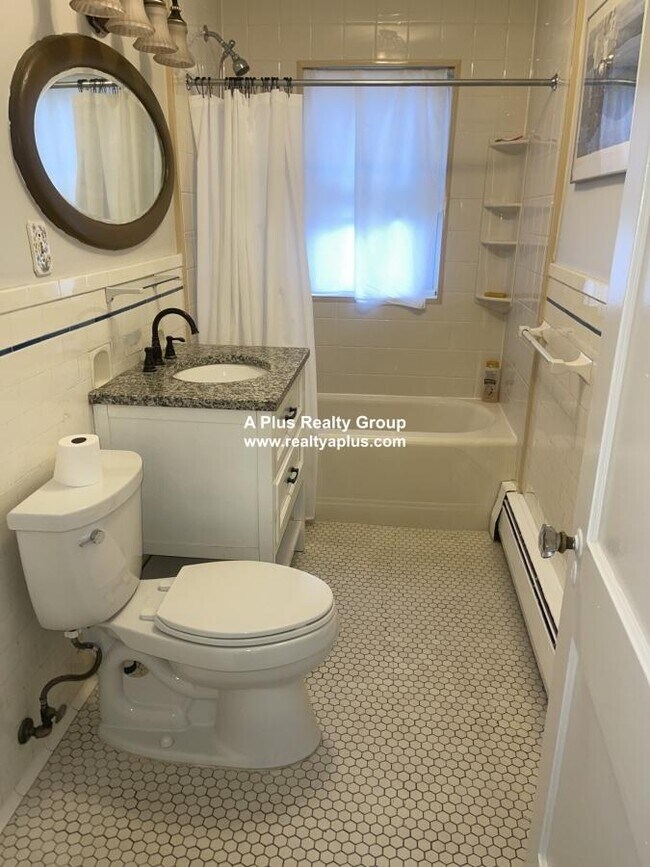 Building Photo - 3 bedroom in Boston MA