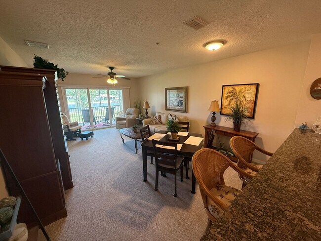 Foto del edificio - 3 Bedroom/2 Bathroom 2nd floor Condo at Ca...
