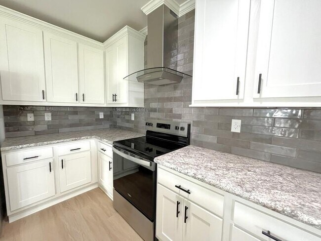 Foto del edificio - 5656 Woodford St