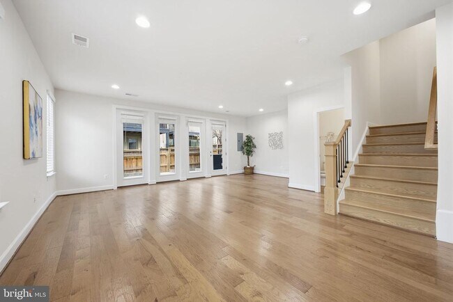 Building Photo - 42313 Impervious Terrace