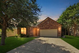 Building Photo - 4426 Semora Oak