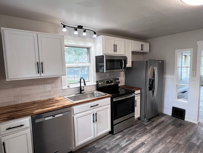 Foto del edificio - Charming Remodeled Home