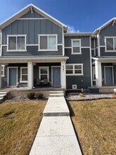 Building Photo - 9391 N Vernham Ln