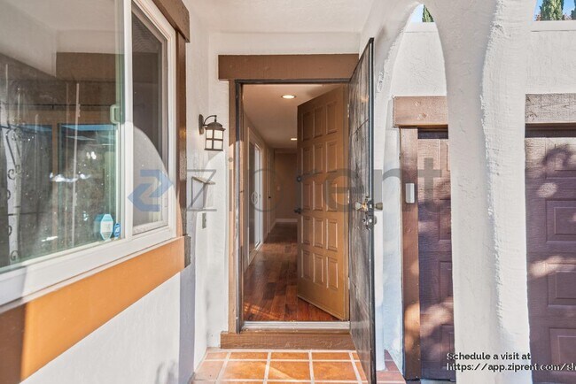 Foto del edificio - 41098 Bairo Ct