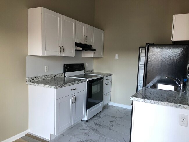 Building Photo - 1206 Beacon Hill Dr