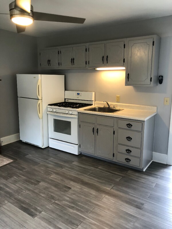 504 8th St NW Unit A, Faribault, MN 55021 Room for Rent in Faribault