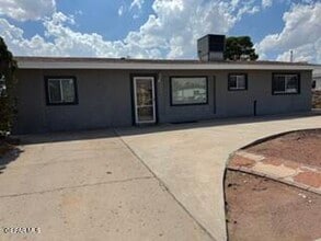 Building Photo - 1139 Cimarron St