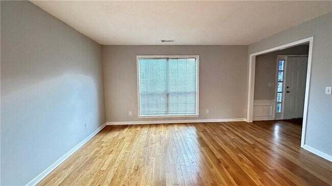 Foto del edificio - 11900 Carriage Park Ln