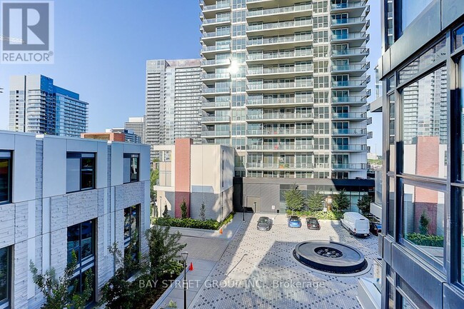 Building Photo - 85-585 McMahon Dr