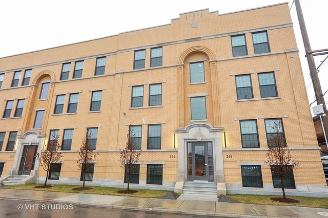 Foto del edificio - 4400 S Calumet Ave