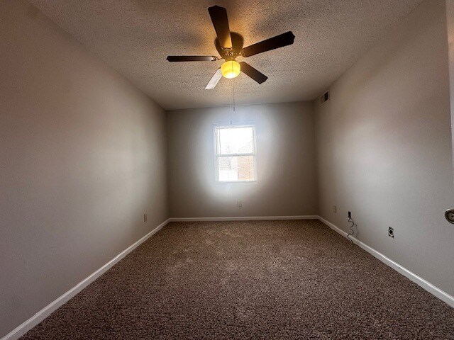 Foto del edificio - 4005 McIntosh St