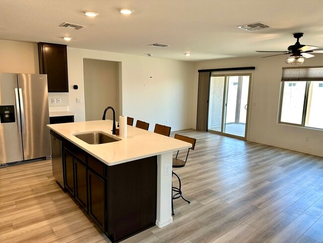 Building Photo - Fantastic 1 year NEW KB Home in Tierra La ...