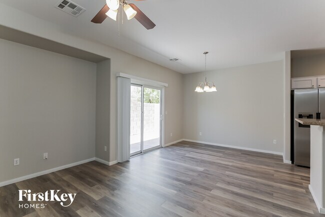 Building Photo - 138 Duxford Ave