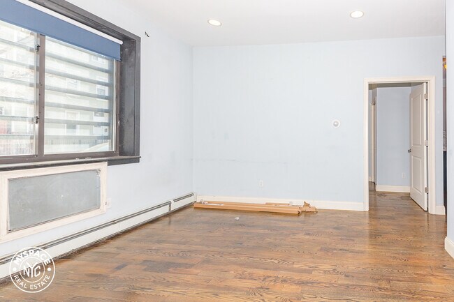 Building Photo - 682 bushwick Ave