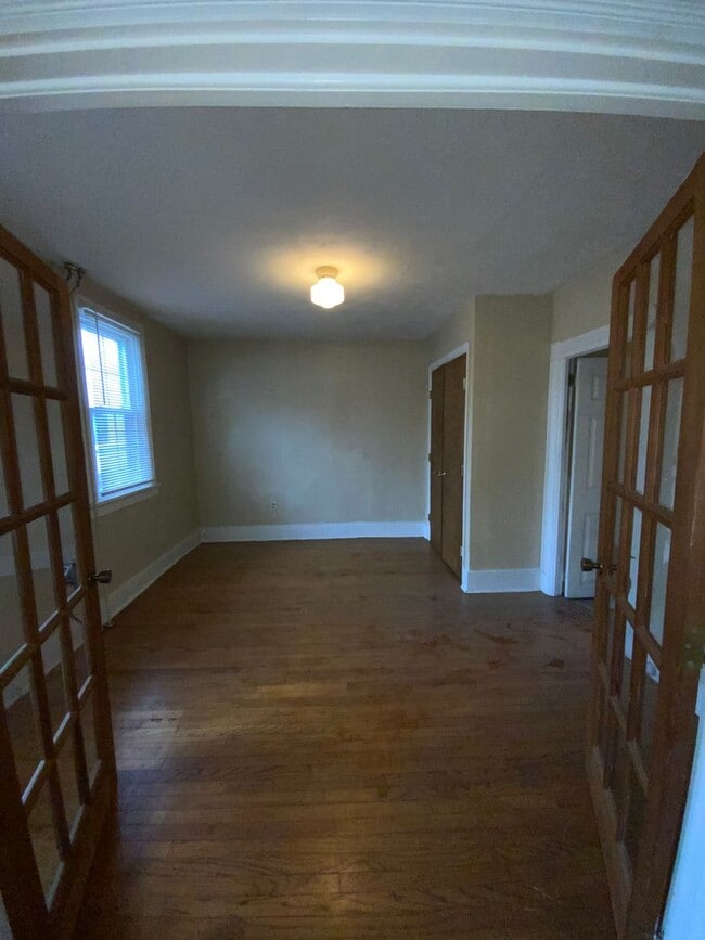 Building Photo - 31 New Haven St