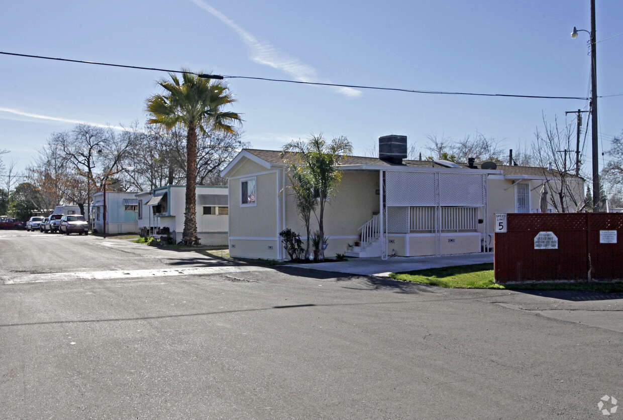 M & M Mobile Home Park - 1750 Auburn Blvd Sacramento, CA - Apartments ...