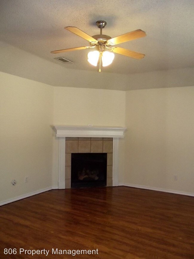 Building Photo - 3107 109th St