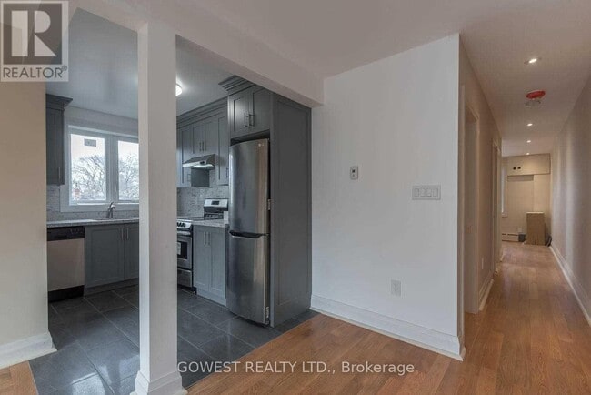 Building Photo - 207 Oakmount Rd
