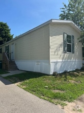 Building Photo - 185 Parker Lake Dr