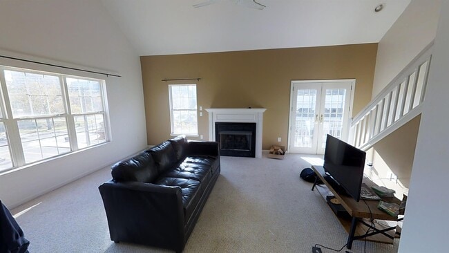Building Photo - 1051 Maiden Ln