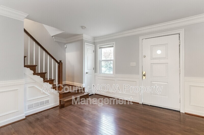Photo - 2236 Farrington Ave