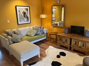 Building Photo - 1443 NW Juniper St